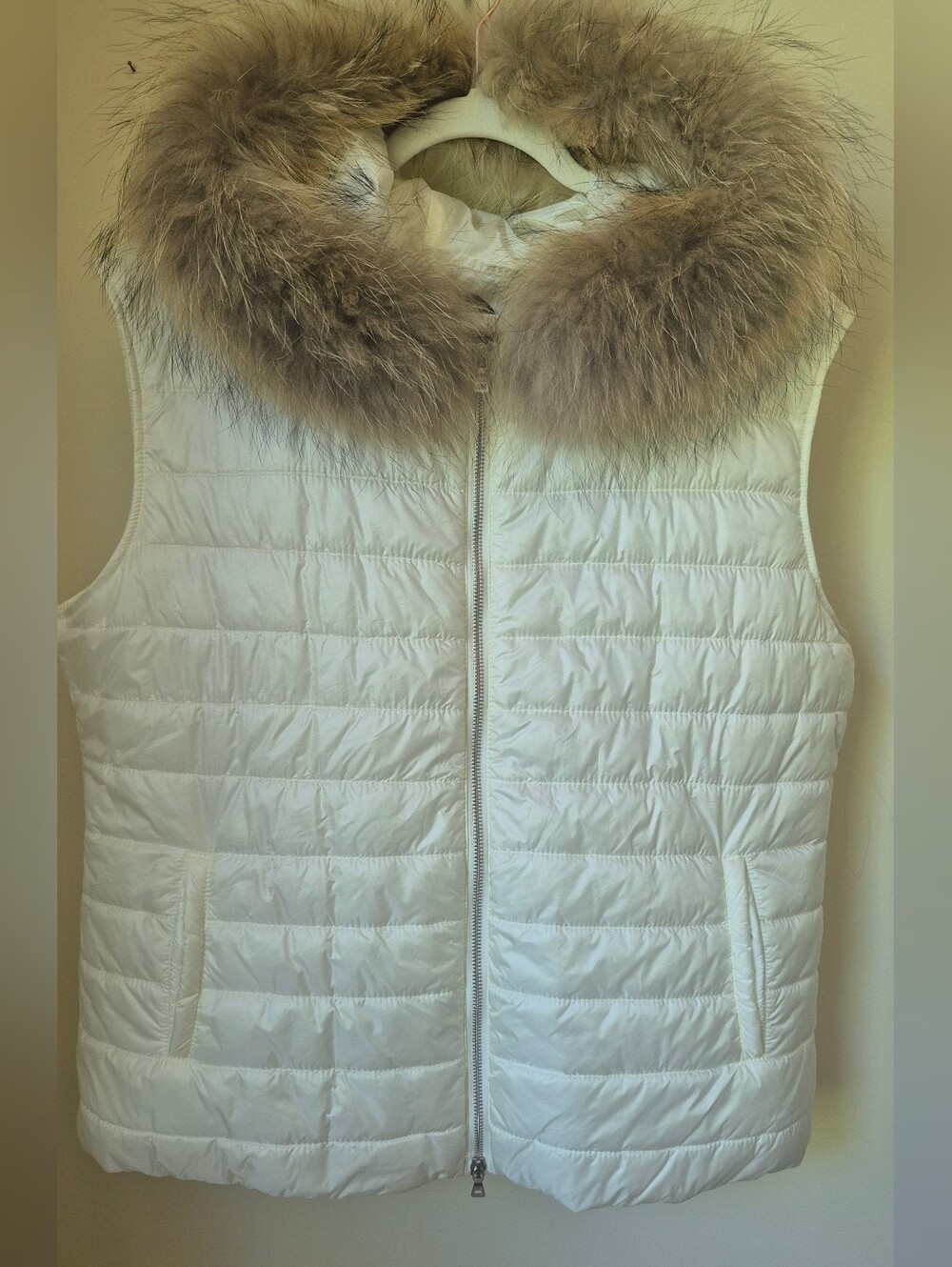 NWT Marc Aurel Cream Puffer Vest Real Raccoon Fur Hood Size 16 Quiet Luxury Chic